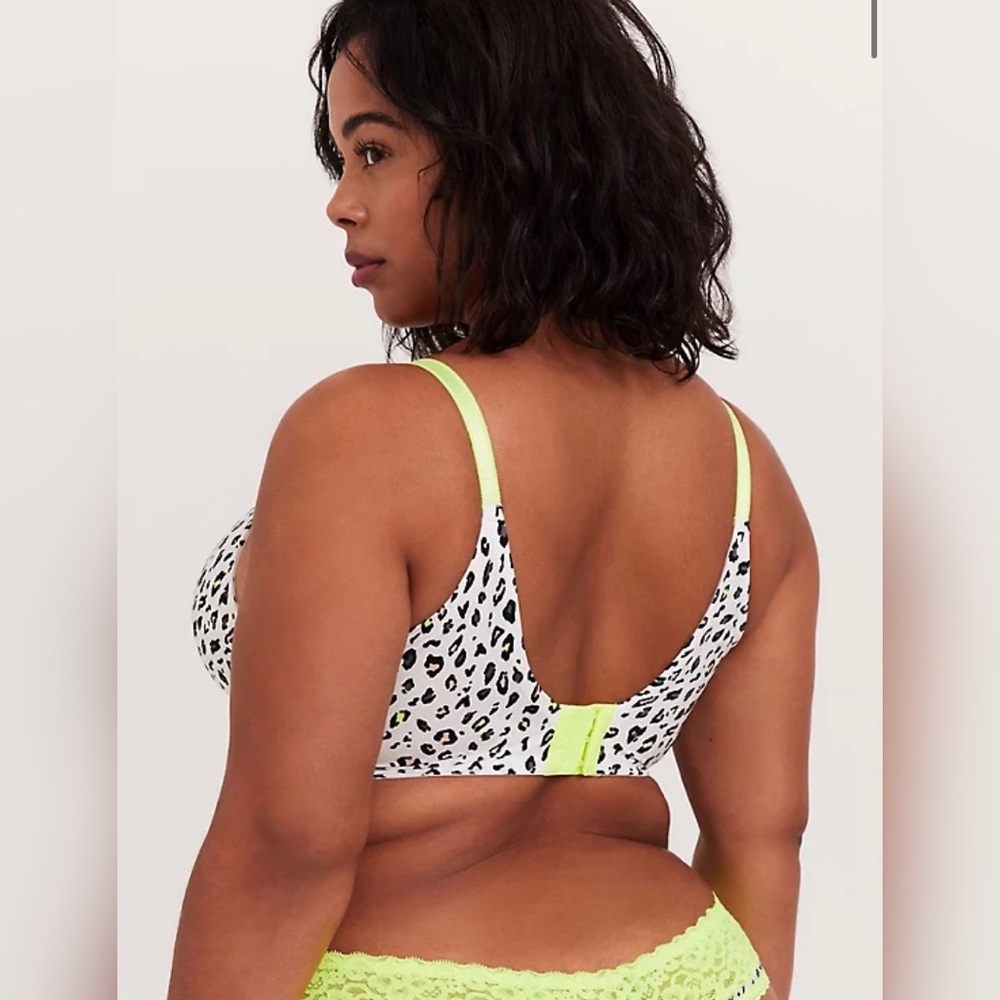 Torrid Leopard Bra ☀️ - Picture 2 of 7